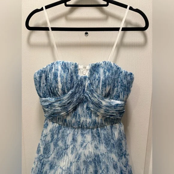 Hutch Corene Strapless Tulle A-Line Midi Dress in Blue & White Size 2 NWT - Picture 3 of 7